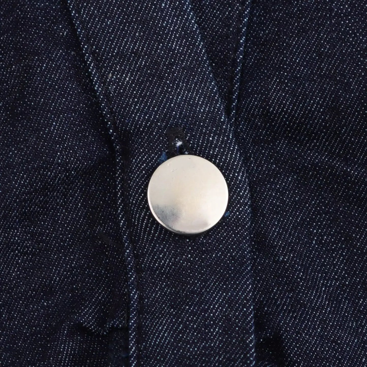 Robe Midi en Jean – Collection Printemps 1975 par ETJ 2025 – Col à Revers, Fermeture Éclair Latérale, Taille Froncée, Coupe Évasée Élégante
