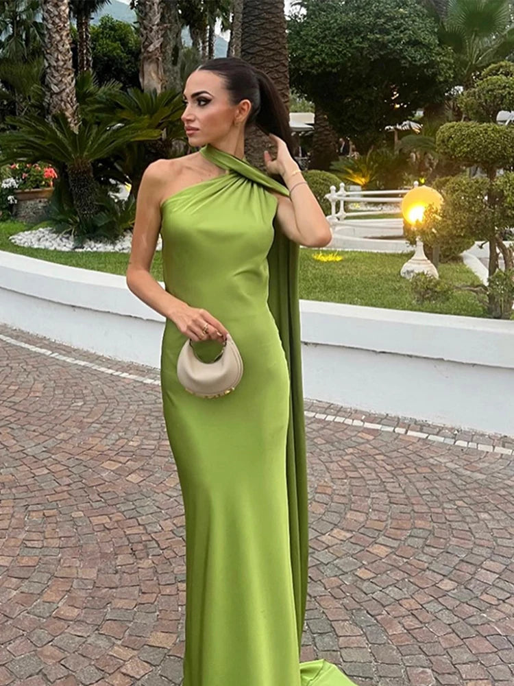 Robe Longue Élégante Femme – Unie avec Nœud, Dos Nu, Sans Manches, Épaules Dénudées – Style Halter, Coupe Cintrée – Nouvelle Collection Été 2025